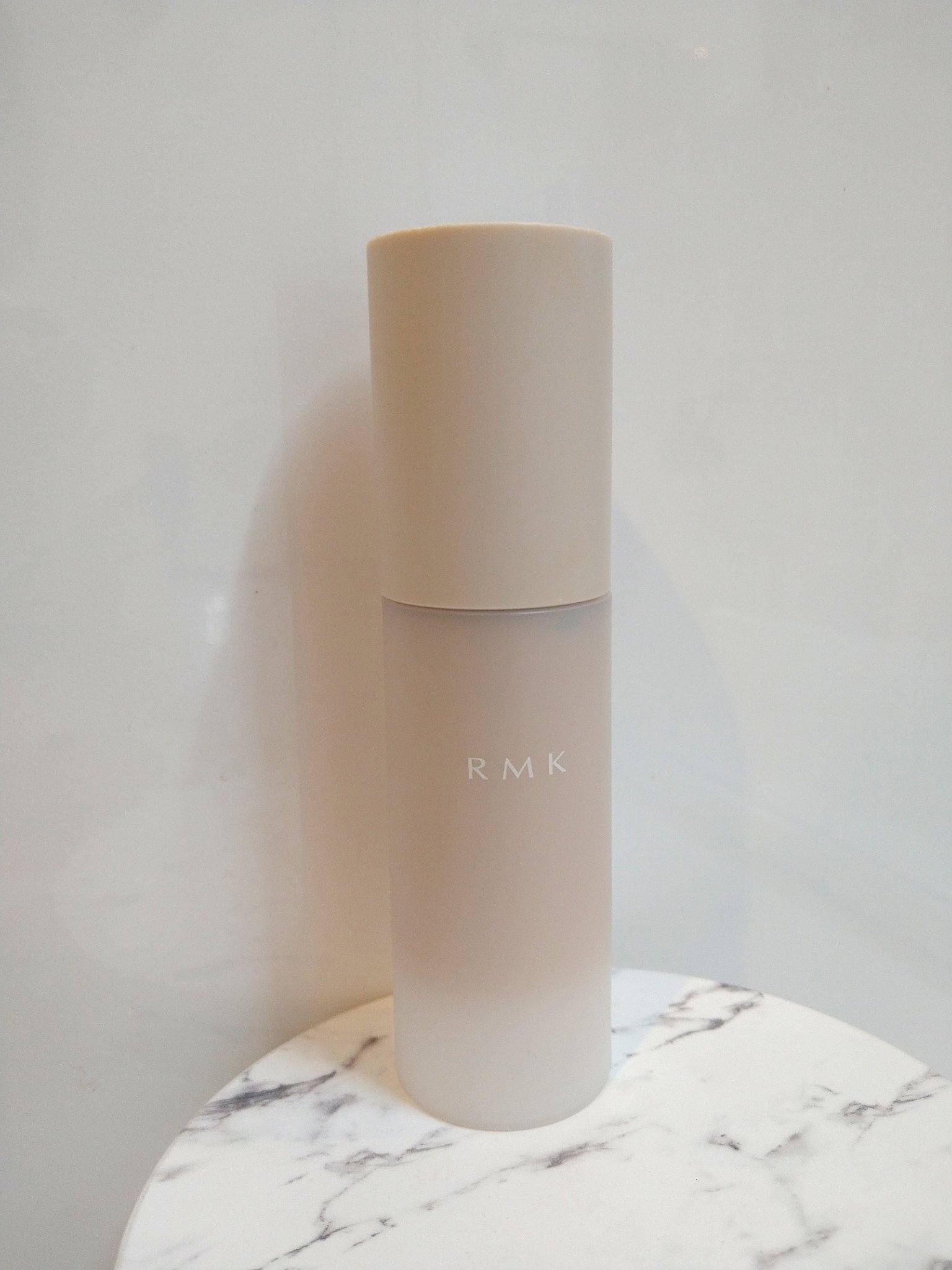 RMK ラスティング ジェルクリーミィファンデーション/RMK/クリーム・エマルジョンファンデーションを使ったクチコミ（2枚目）