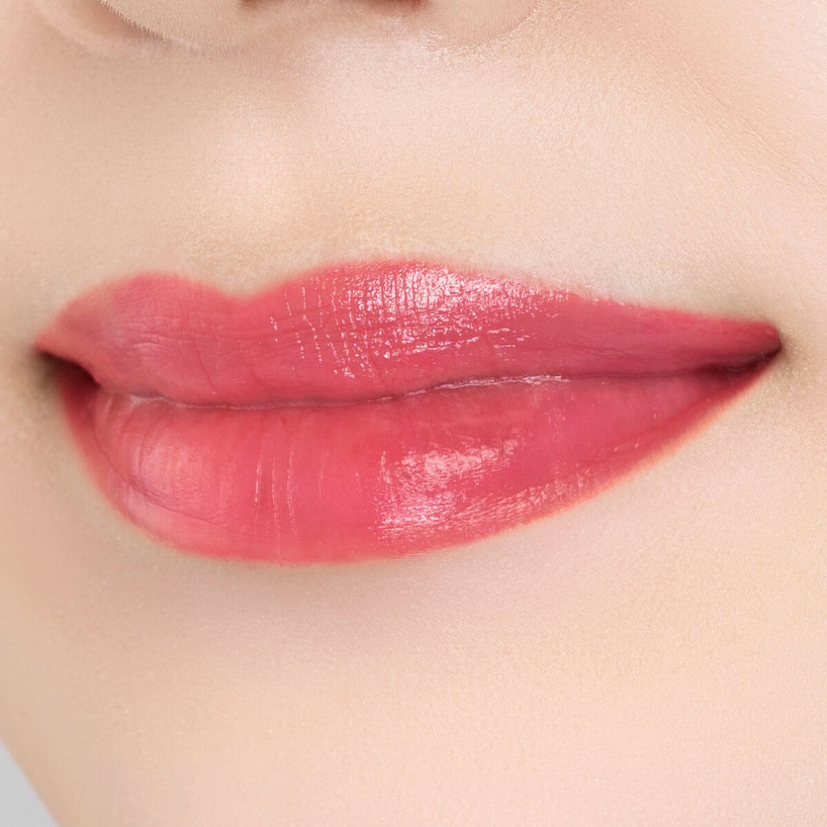 プロテクティング ファンデーション プライマー 01/PAUL & JOE BEAUTE/化粧下地を使ったクチコミ（3枚目）