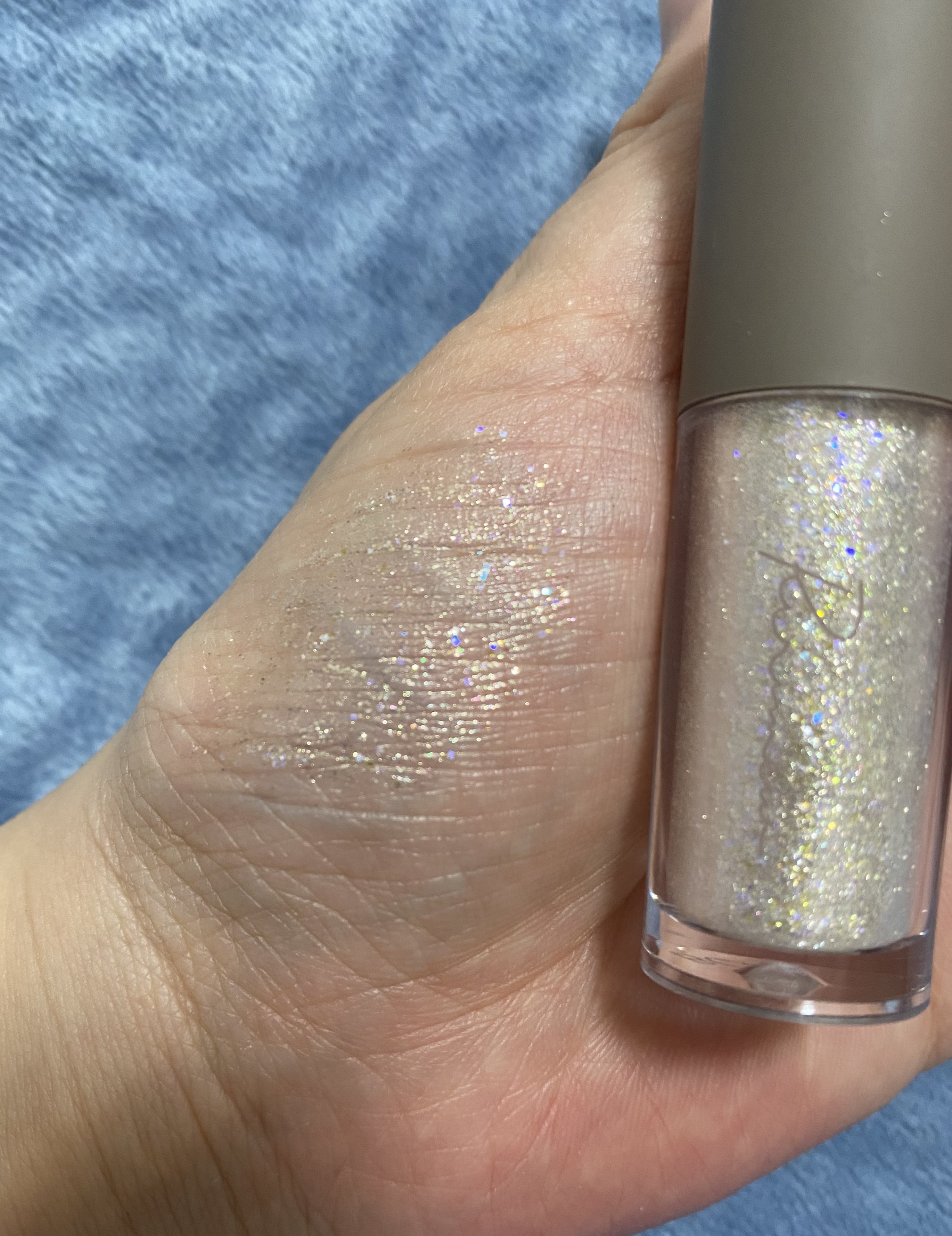 ピックミーアイズグリッター/Ririmew/グリッターを使ったクチコミ（1枚目）