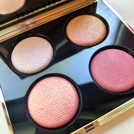 リュクス アイシャドウ クォード グロウ ウィズ ラブ コレクション/BOBBI BROWN/アイシャドウパレットを使ったクチコミ(4枚目)