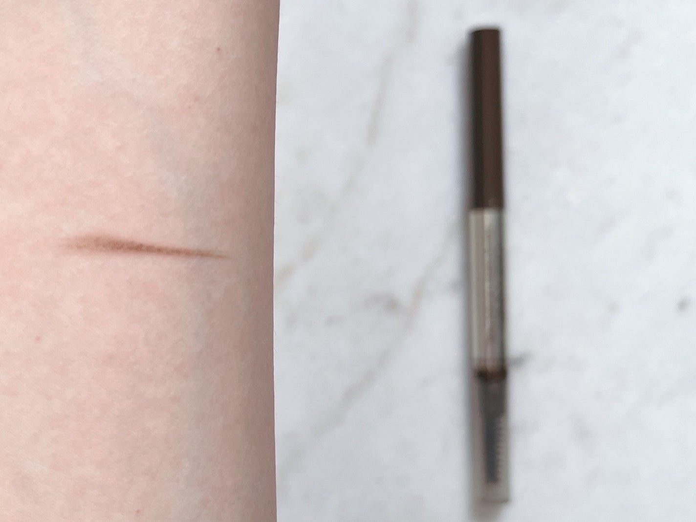 ブラシ付きアイブロウ繰り出し/CEZANNE/アイブロウペンシルを使ったクチコミ(2枚目)