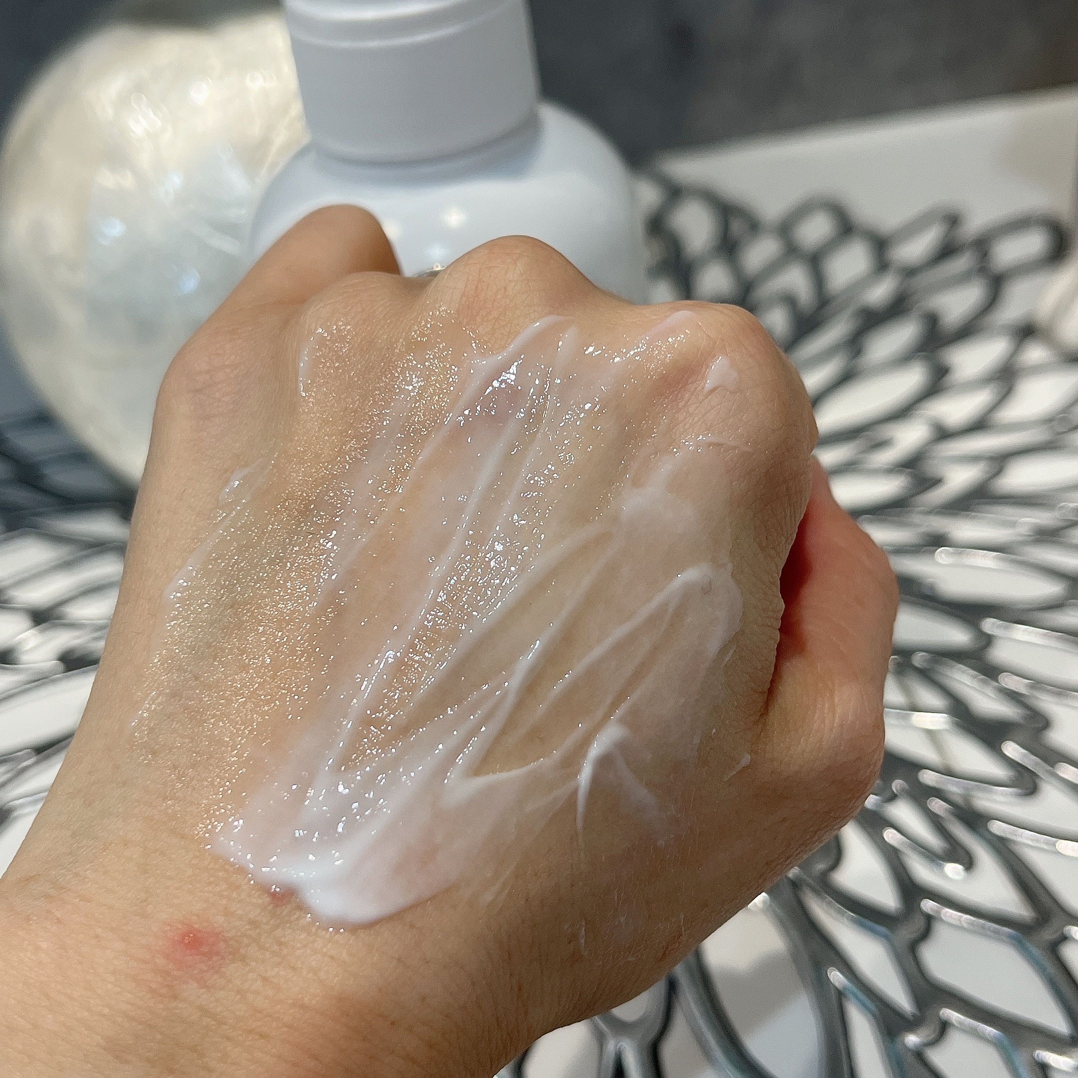 レチノールボディクリーム ライト/Mon BAACE/ボディクリームを使ったクチコミ（3枚目）