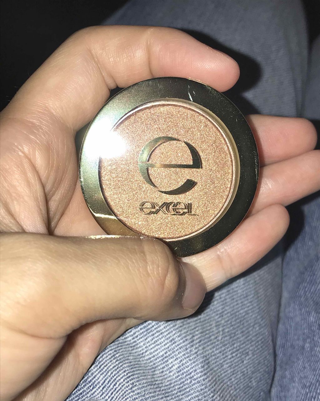 シャイニーシャドウ N/excel/単色アイシャドウを使ったクチコミ（1枚目）