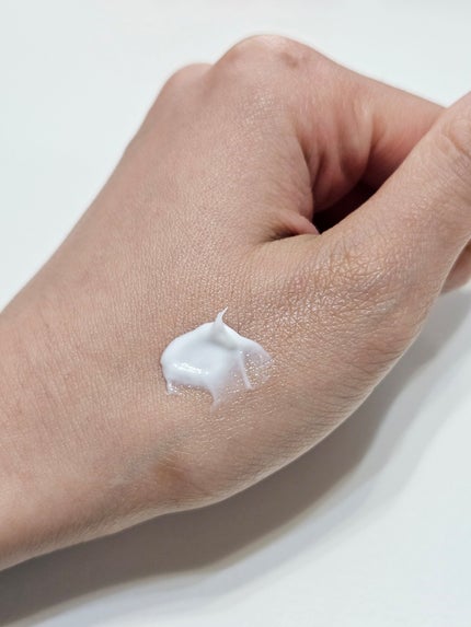 AQ デイクリーム/DECORTÉ/フェイスクリームを使ったクチコミ(4枚目)