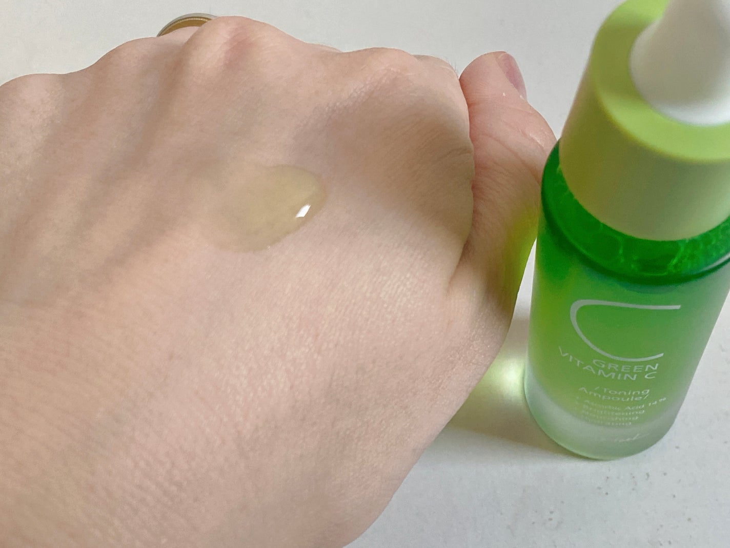アリウル グリーンビタミンC トーニングセラム(アンプル)/Ariul/美容液を使ったクチコミ(4枚目)