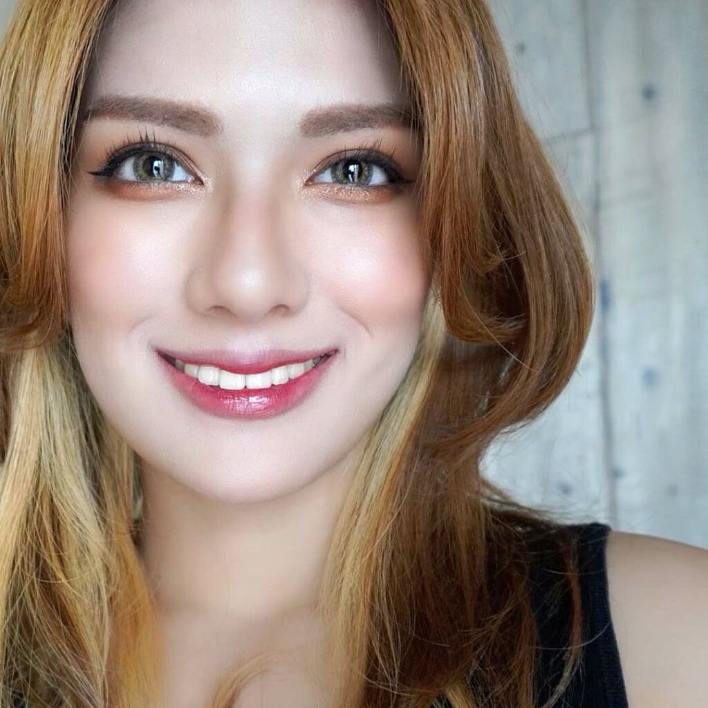 ジューシーラスティングティント/rom&nd/リップティントを使ったクチコミ(5枚目)