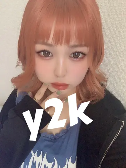 「Y2Kメイク」をおさらい。あえての平成っぽさがエモかわいい!