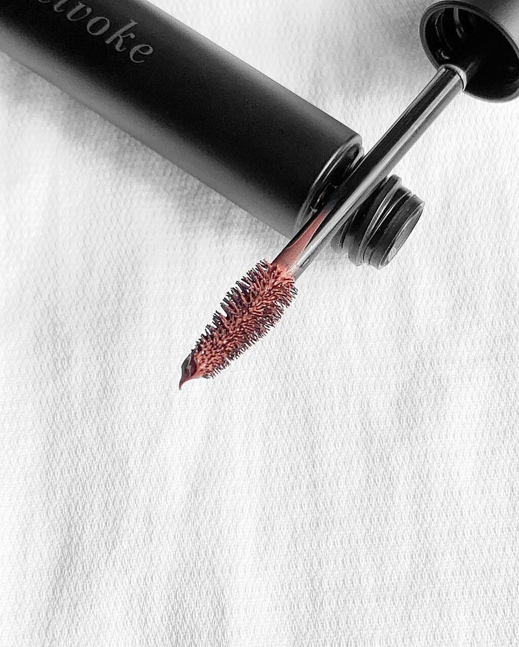 セルヴォーク インディケイトアイブロウマスカラ C 〈C〉 03/Celvoke/眉マスカラを使ったクチコミ（3枚目）