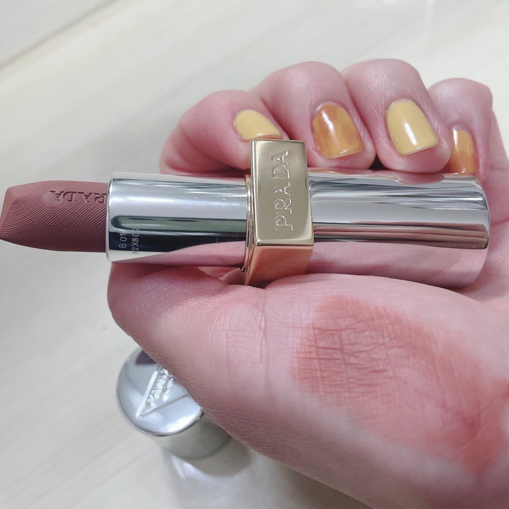 【美品！】PRADA プラダ　アースカラー プラダ ビューティ」マット レザーリップを12色全部レビュー