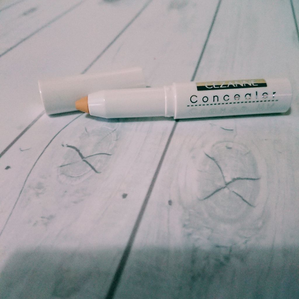CEZANNE コンシーラークレヨンUVのクチコミ「🎈セザンヌ コンシーラークレヨンUV🎈

濃いシミ、ほくろも塗りつぶして高カバー
この文句に惹.....」（1枚目）