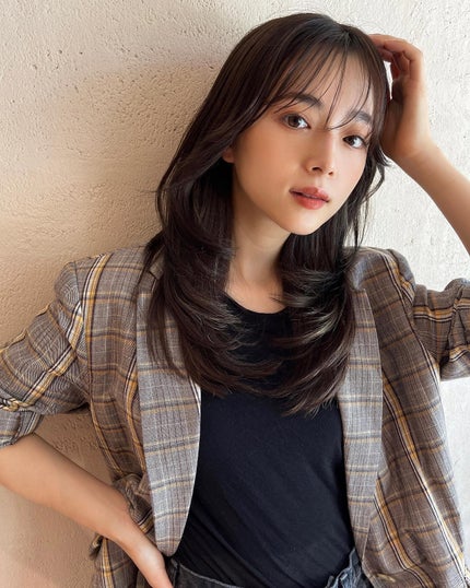 HARUNA on LIPS 「柔らかいレイヤースタイル🩷#レイヤーカットワンカールで可愛かお..」(5枚目)