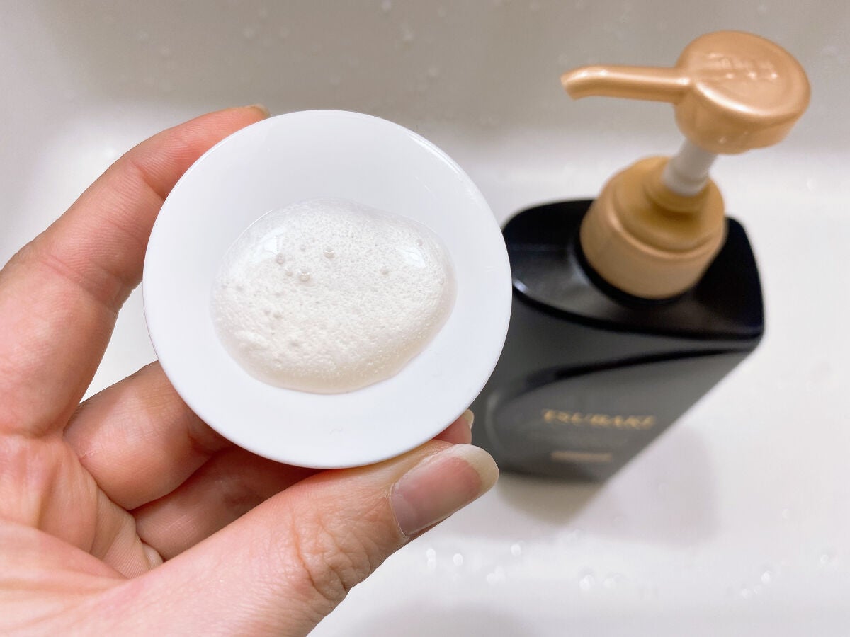 プレミアムEX インテンシブリペア <シャンプー>/コンディショナー<ヘアトリートメント> /TSUBAKI/市販シャンプーを使ったクチコミ(3枚目)