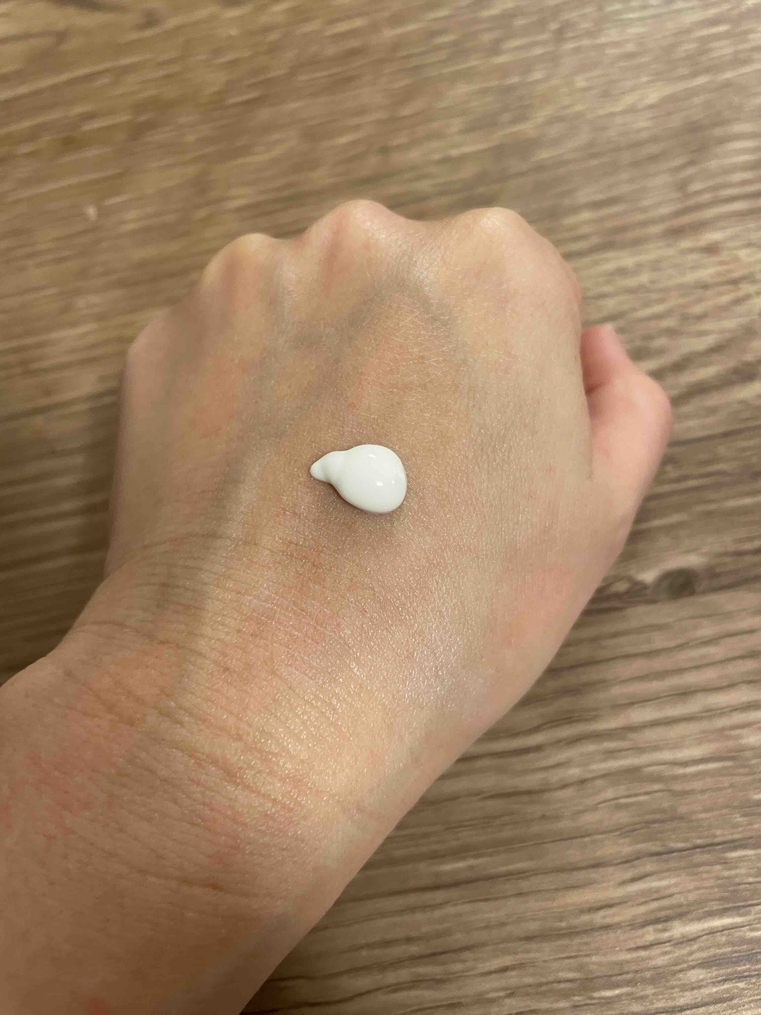 ヒアルーシカ ウォーターフィット サンセラム/SKIN1004/日焼け止めローションを使ったクチコミ（1枚目）