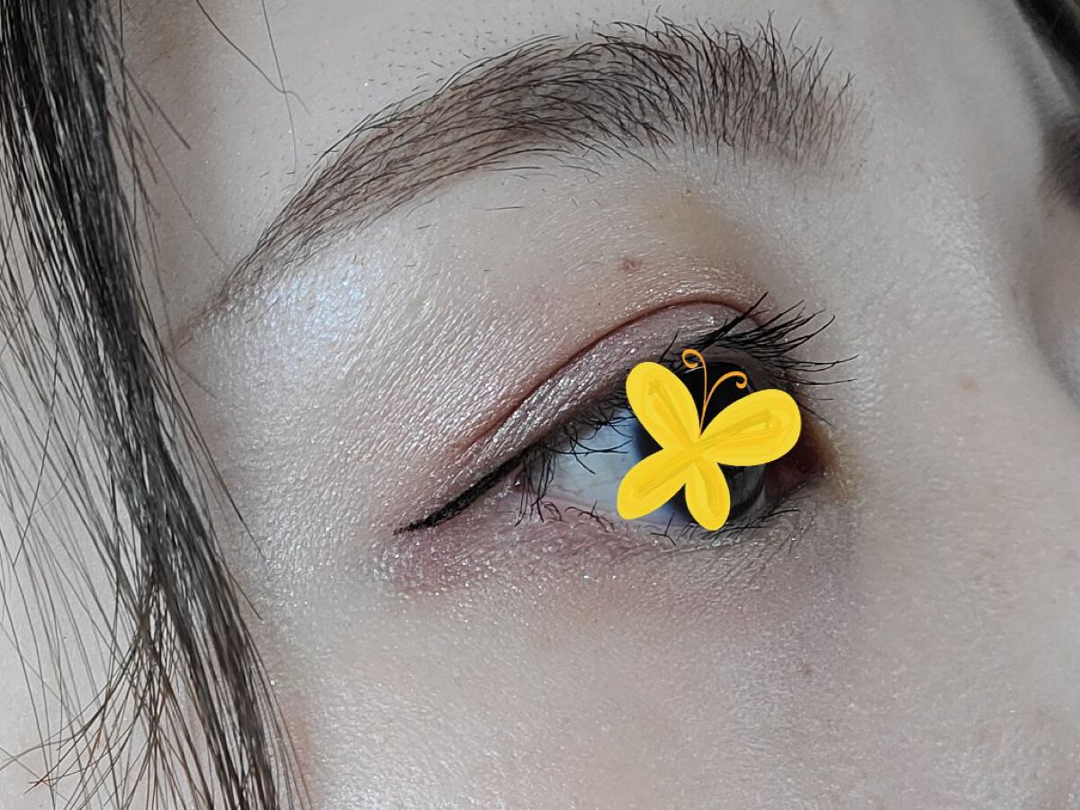 毎日、メイク♬꙳♩*。♫
簡単にポイント書いてますが、個々で以前に投稿してるので、そちらをご覧ください🌷

🌼CEZANNE
　ノーズ＆アイブロウパウダー 02
※眉頭は一番薄い色を使ってグラデを意識！

🌼デジャヴュ
　「フィルム眉