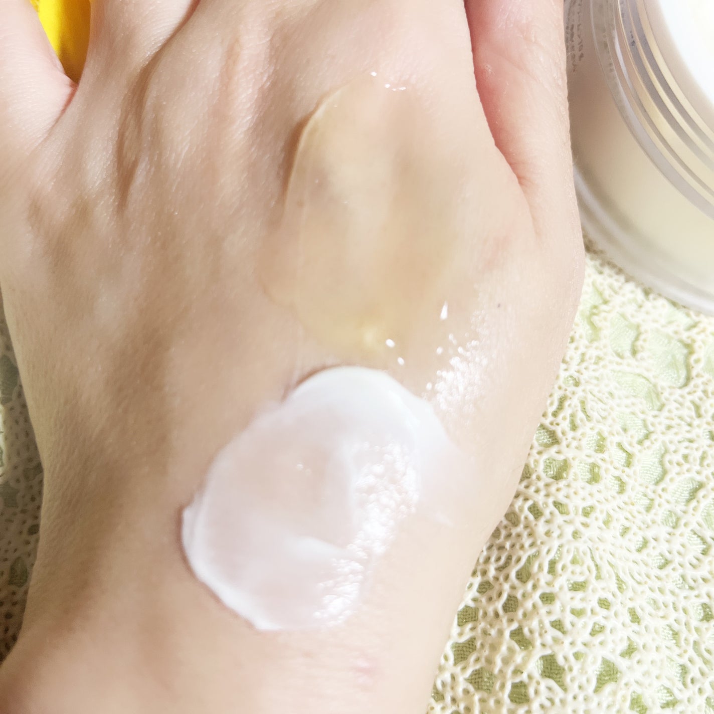 ホワイトトリュフダブルセラムアンドクリーム/ダルバ/フェイスクリームを使ったクチコミ(4枚目)