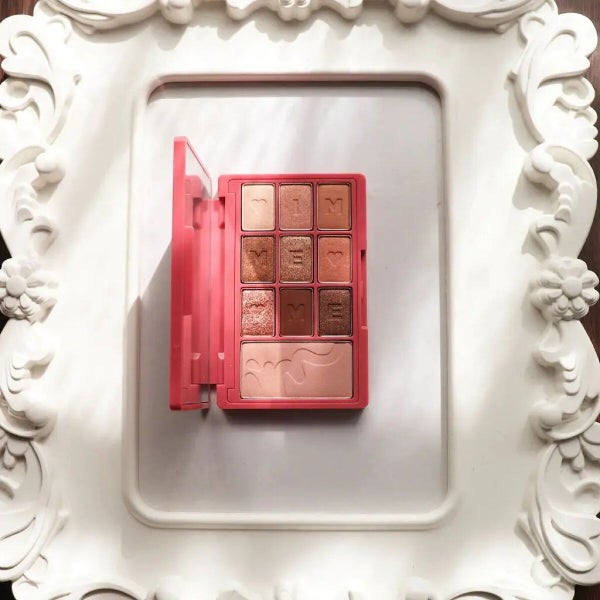 アイシャドウパレットの上手な使い方&塗り方解説!初心者さんでもできる