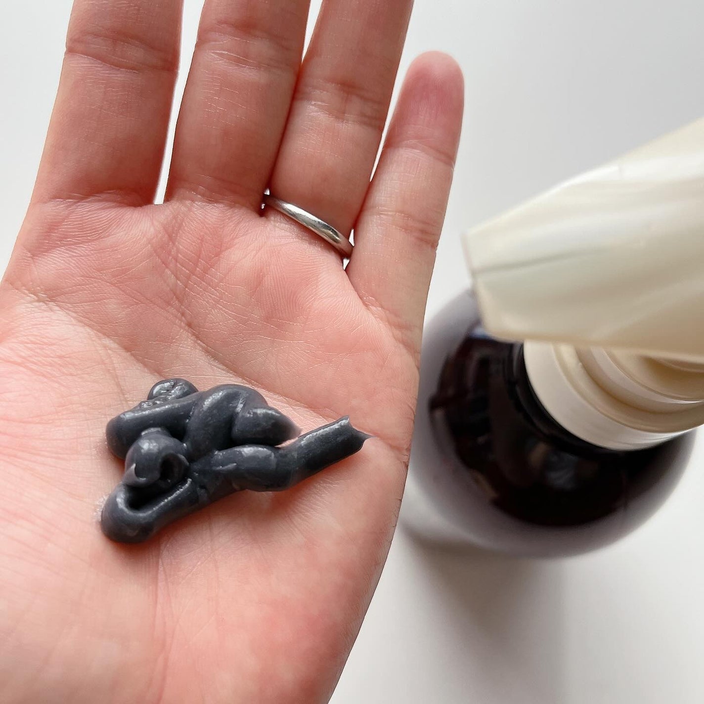 ブラッククリスタル シャンプー & トリートメント/BLACK CRYSTAL/サロンシャンプーを使ったクチコミ(4枚目)