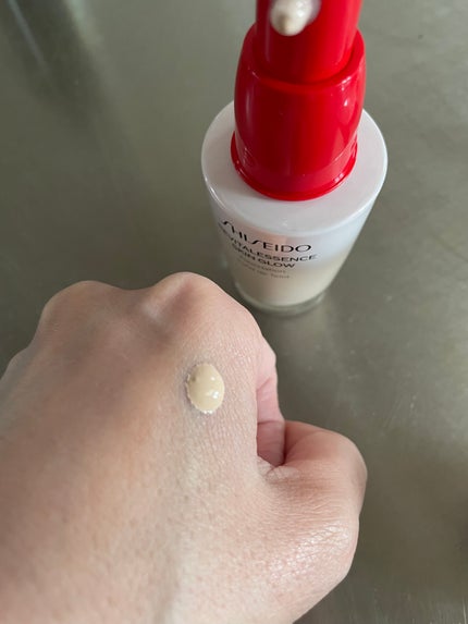 エッセンス スキングロウ ファンデーション 160 Shell/SHISEIDO/リキッドファンデーションを使ったクチコミ(3枚目)