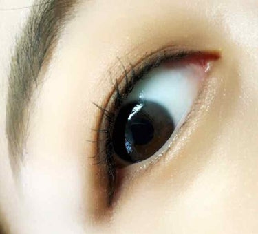 きちんとした日のアイメイクです👁

リンメルのソフトマットは、マットが苦手な私でも使える絶妙なマット加減😘

ケイトのマスカラ下地でカールキープした後、マスカラが固まらないうちに手早くオペラのマイラッシ