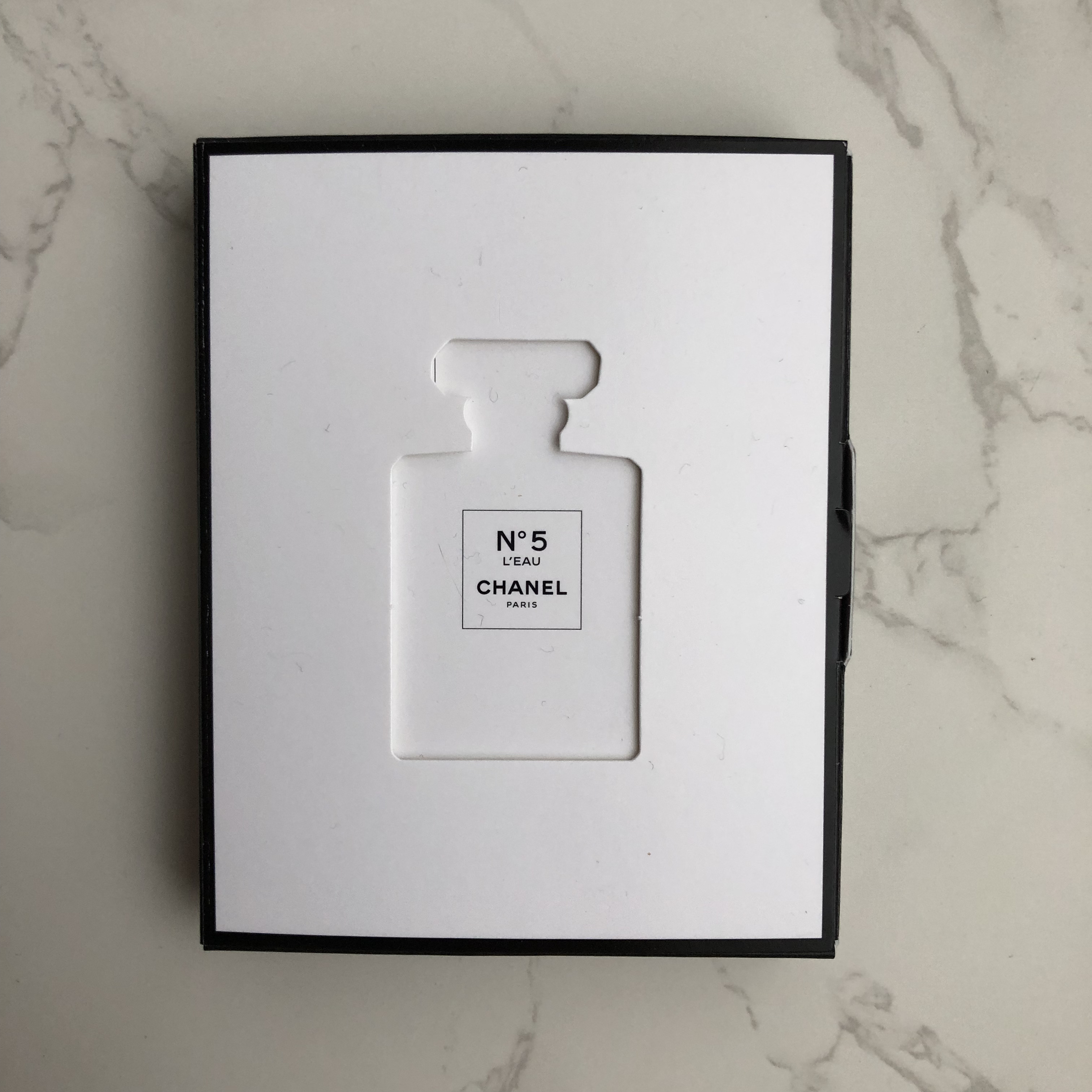 試してみた】シャネル N°5 オードゥ パルファム (ヴァポリザター