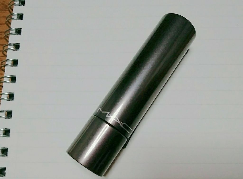 プレンティ オブ パウト プランピング リップスティック/M・A・C/口紅を使ったクチコミ（1枚目）