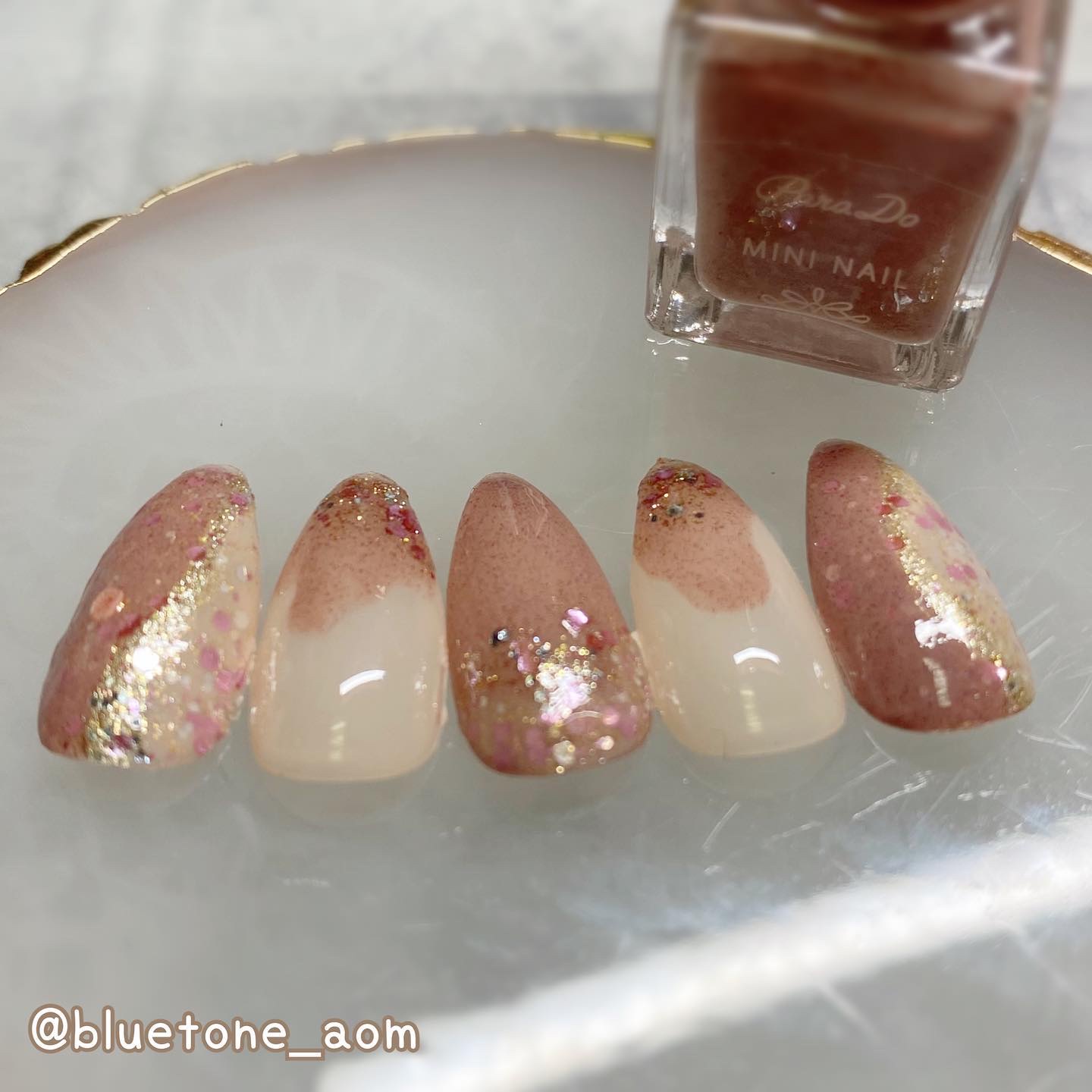 ミニネイル/パラドゥ/マニキュアを使ったクチコミ（2枚目）