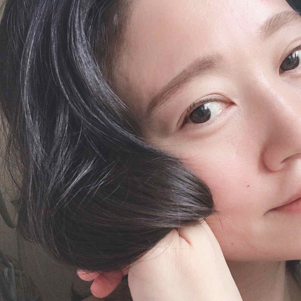 梅ちゃんアラフィフツヤ肌オタク on LIPS 「𓅪𓂃𓈒𓏸美しいパッケージが目を惹くこちらは「FARMSK..」(4枚目)