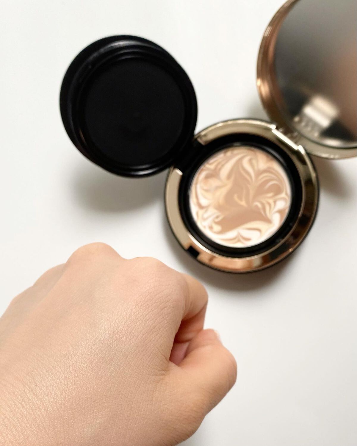 SIGNATURE ESSENCE COVER PACT /AGE20’s/クリーム・エマルジョンファンデーションを使ったクチコミ(7枚目)