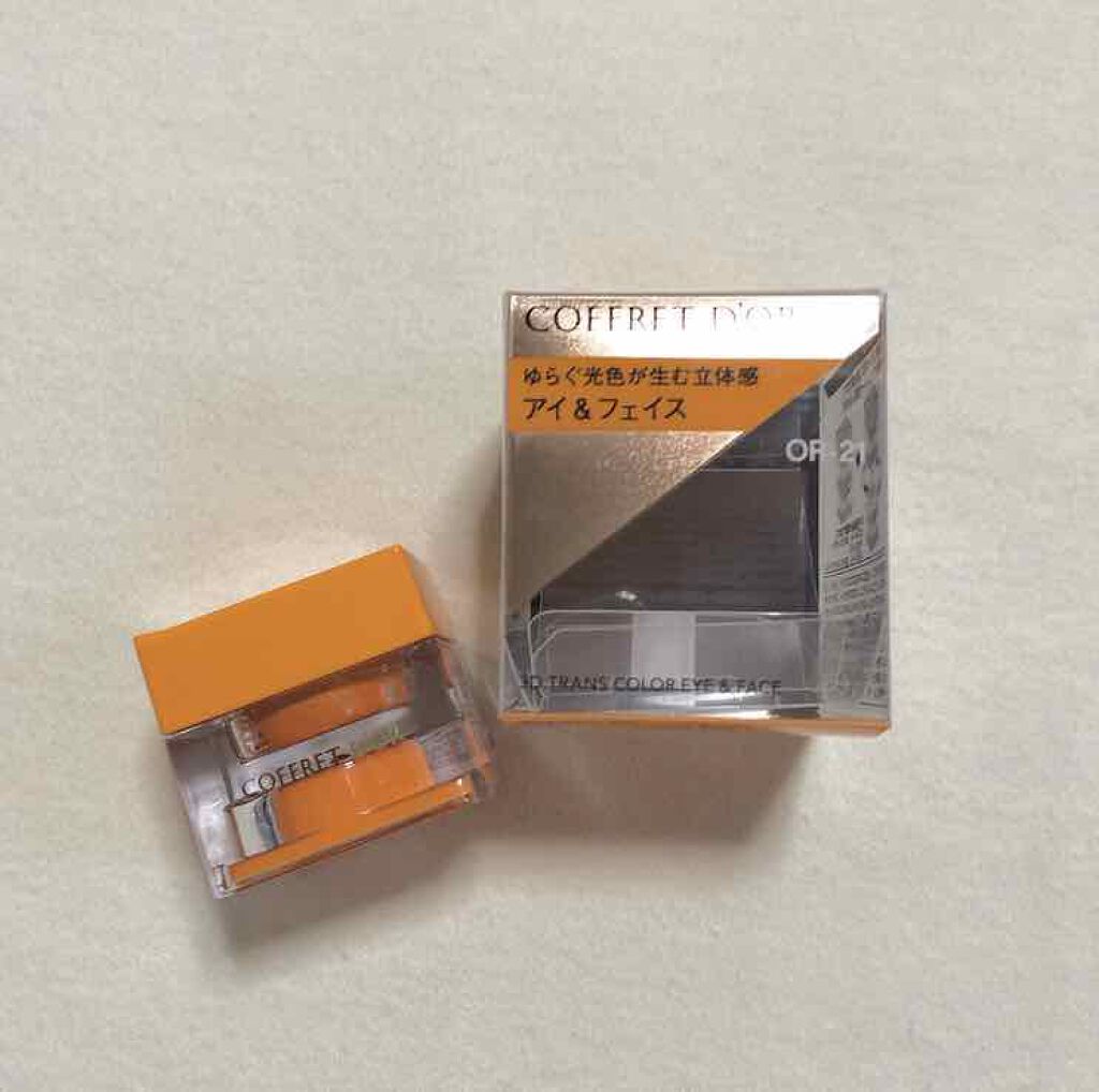 プレイフルカラー アイ&フェイス/コフレドール/単色アイシャドウを使ったクチコミ(2枚目)