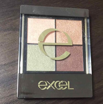 リアルクローズシャドウ/excel/アイシャドウパレットを使ったクチコミ(1枚目)