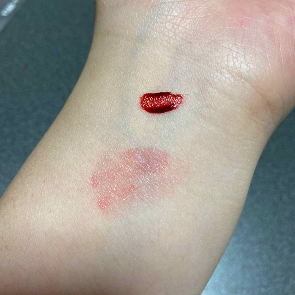 シルキーティント/Witch's Pouch/リップティントを使ったクチコミ（3枚目）