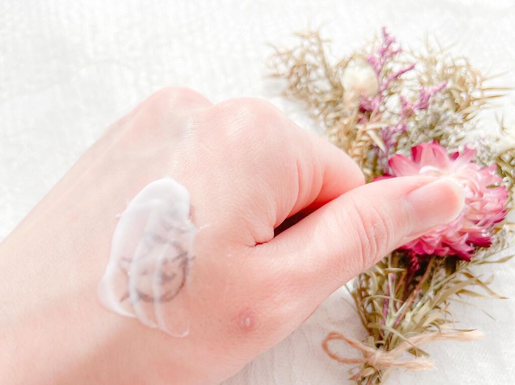 アンブリオリス ジェントル クレンジングミルク/アンブリオリス/ミルククレンジングを使ったクチコミ（3枚目）