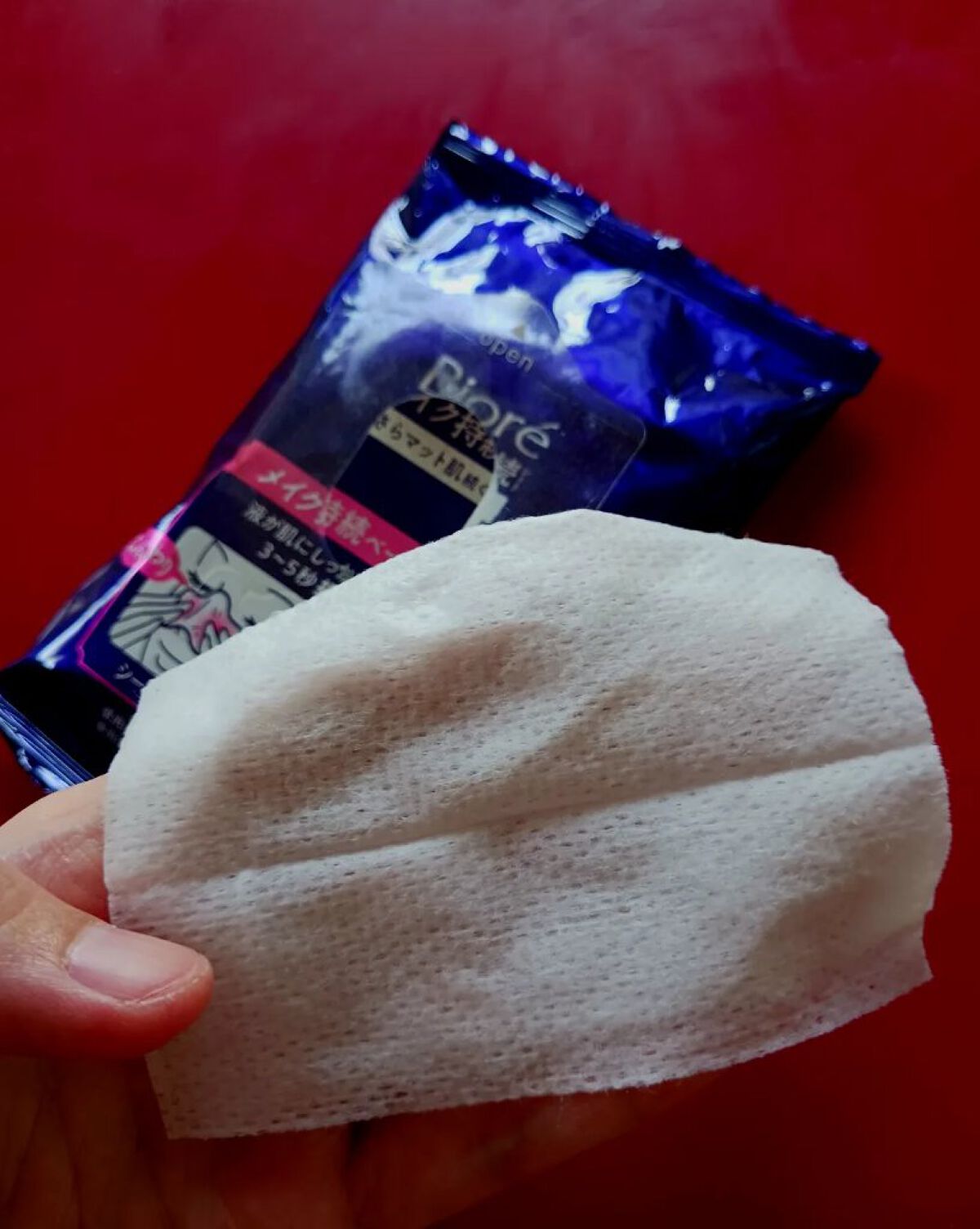 ビオレ メイク持続シート さらマット肌/ビオレ/フェイスシートを使ったクチコミ（3枚目）