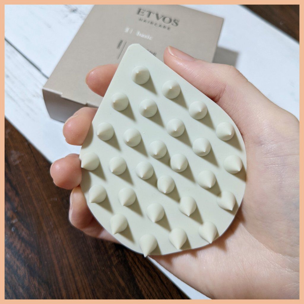 リラクシングマッサージブラシ/エトヴォス/スカルプブラシを使ったクチコミ（2枚目）