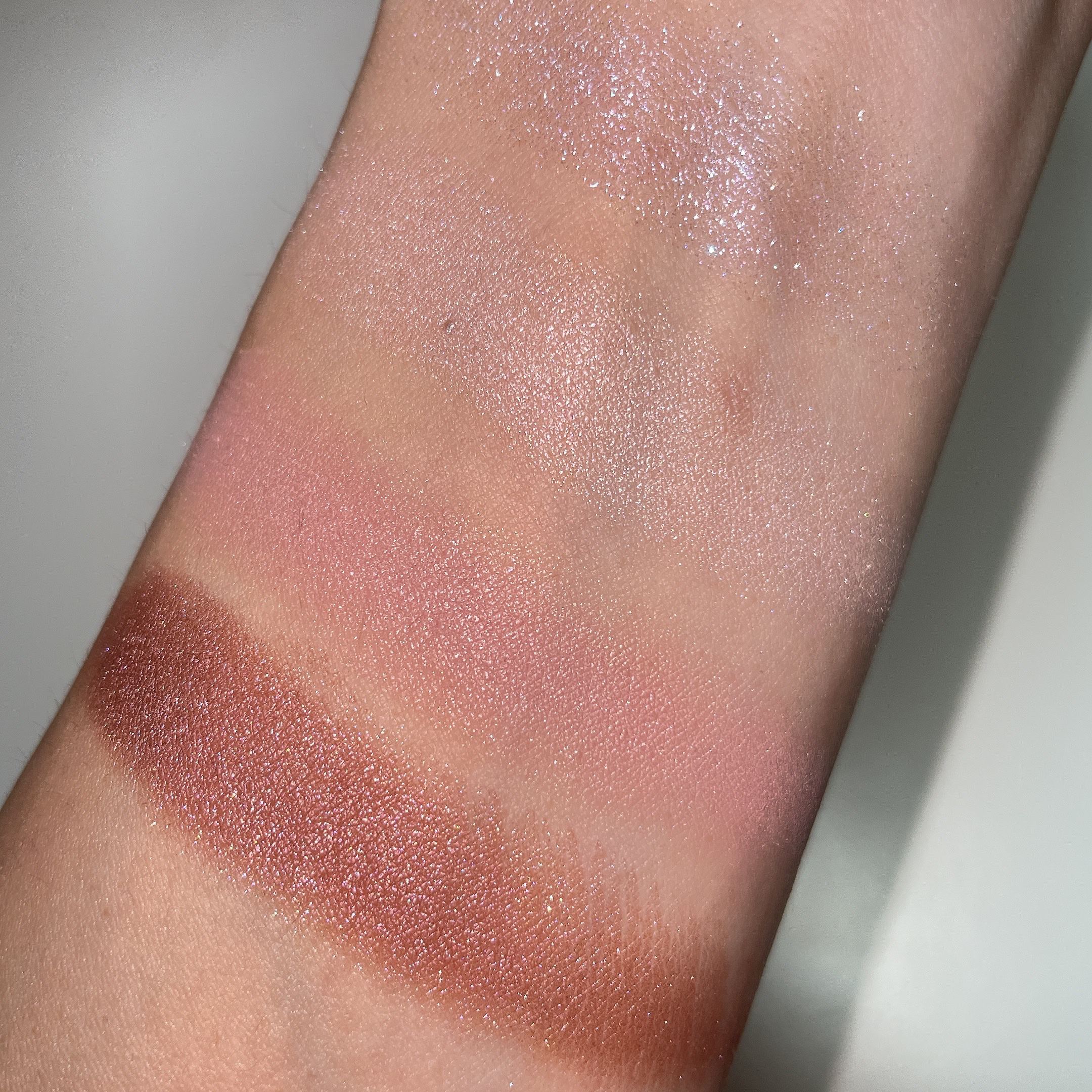 ウォータリーティントリップ/CEZANNE/リップティントを使ったクチコミ（3枚目）