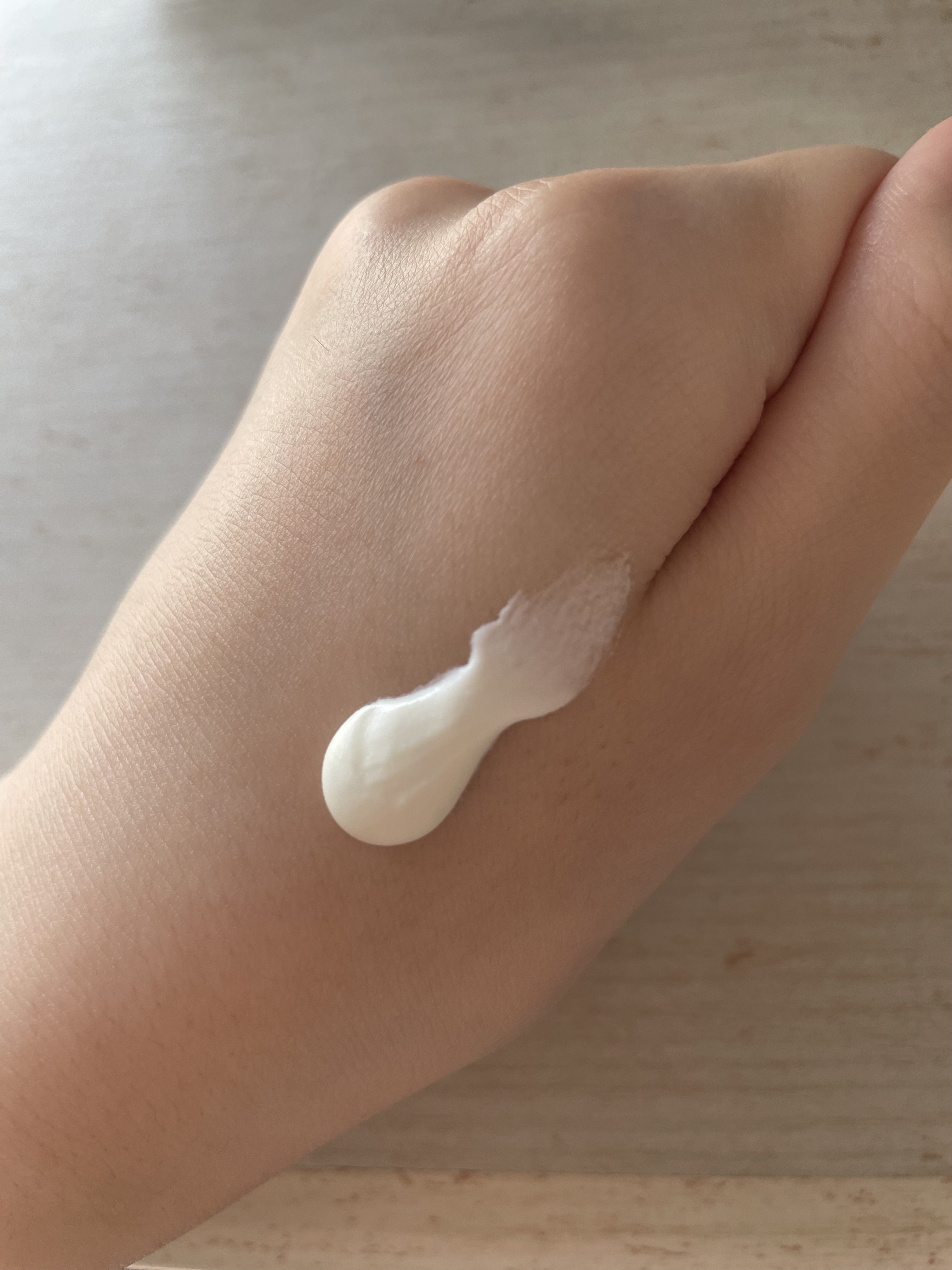 by365 パウダリーUVクリーム/ナリスアップ/日焼け止めクリームを使ったクチコミ（2枚目）