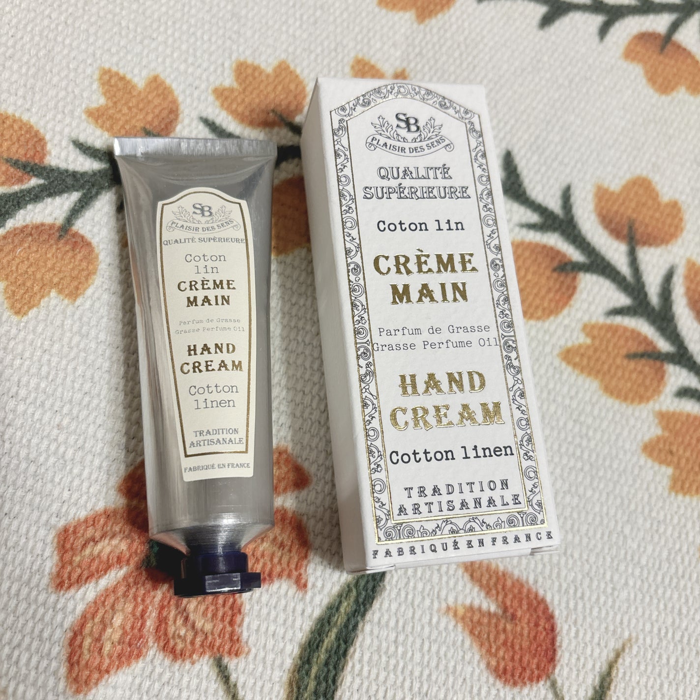 ハンドクリーム コットンリネン フレンチクラシック/サンタール・エ・ボーテ/ハンドクリームを使ったクチコミ(1枚目)