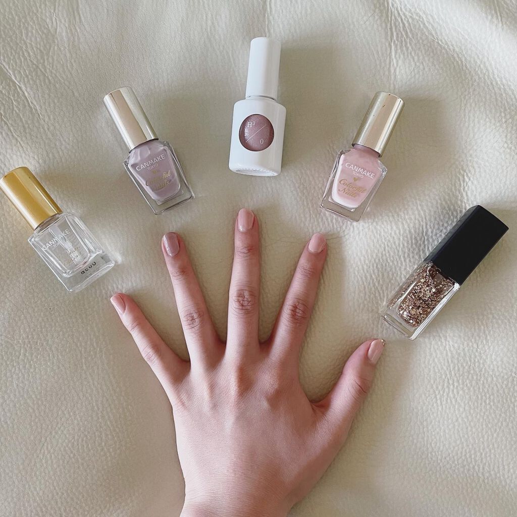 ネイルポリッシュ 126 SPARKLING RAYS＜限定色＞/THREE/マニキュアを使ったクチコミ（1枚目）