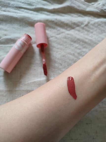 フラッフィリップティント/BLESSED MOON/リップティントを使ったクチコミ(1枚目)