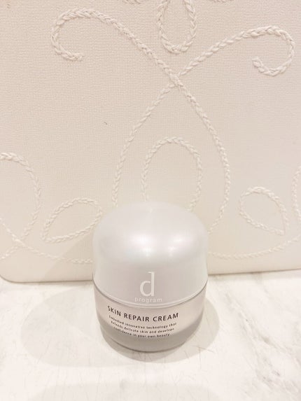 亜美 on LIPS 「私のスキンケア紹介します。まず私の肌質ですが不安定で、乾燥、肌..」(5枚目)