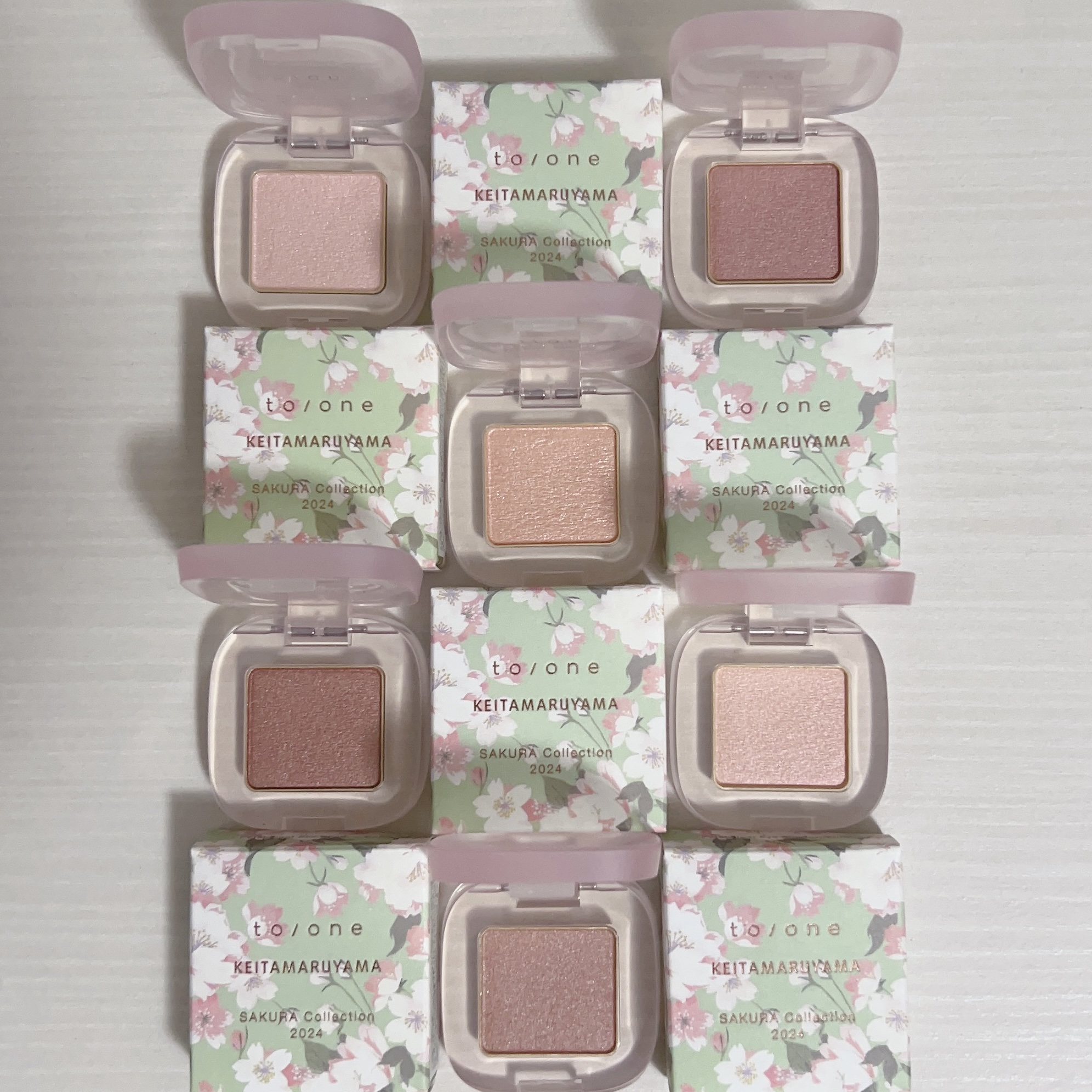 ペタル フロート アイシャドウ/to/one/アイシャドウパレットを使ったクチコミ（3枚目）