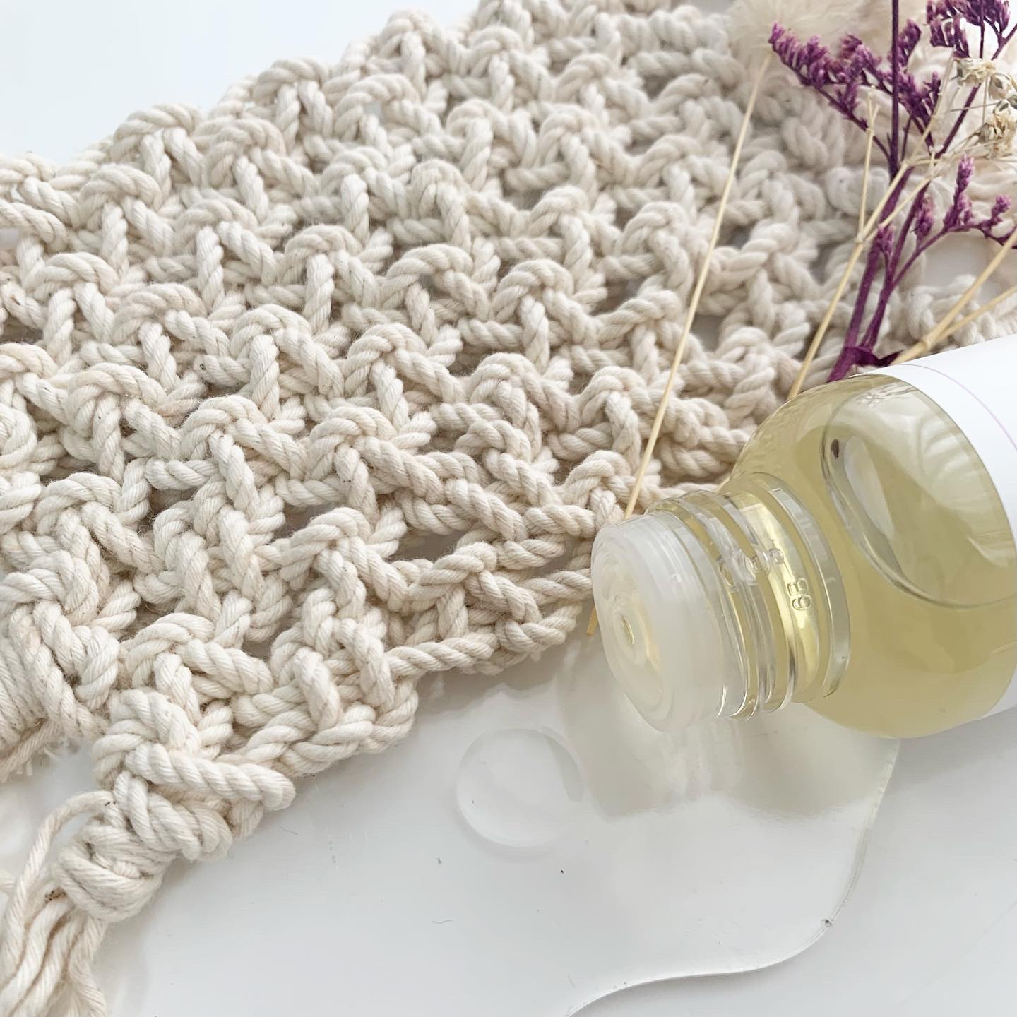 イノセンスフリージアマルチオイル/BIBIDAY/ヘアオイルを使ったクチコミ（2枚目）