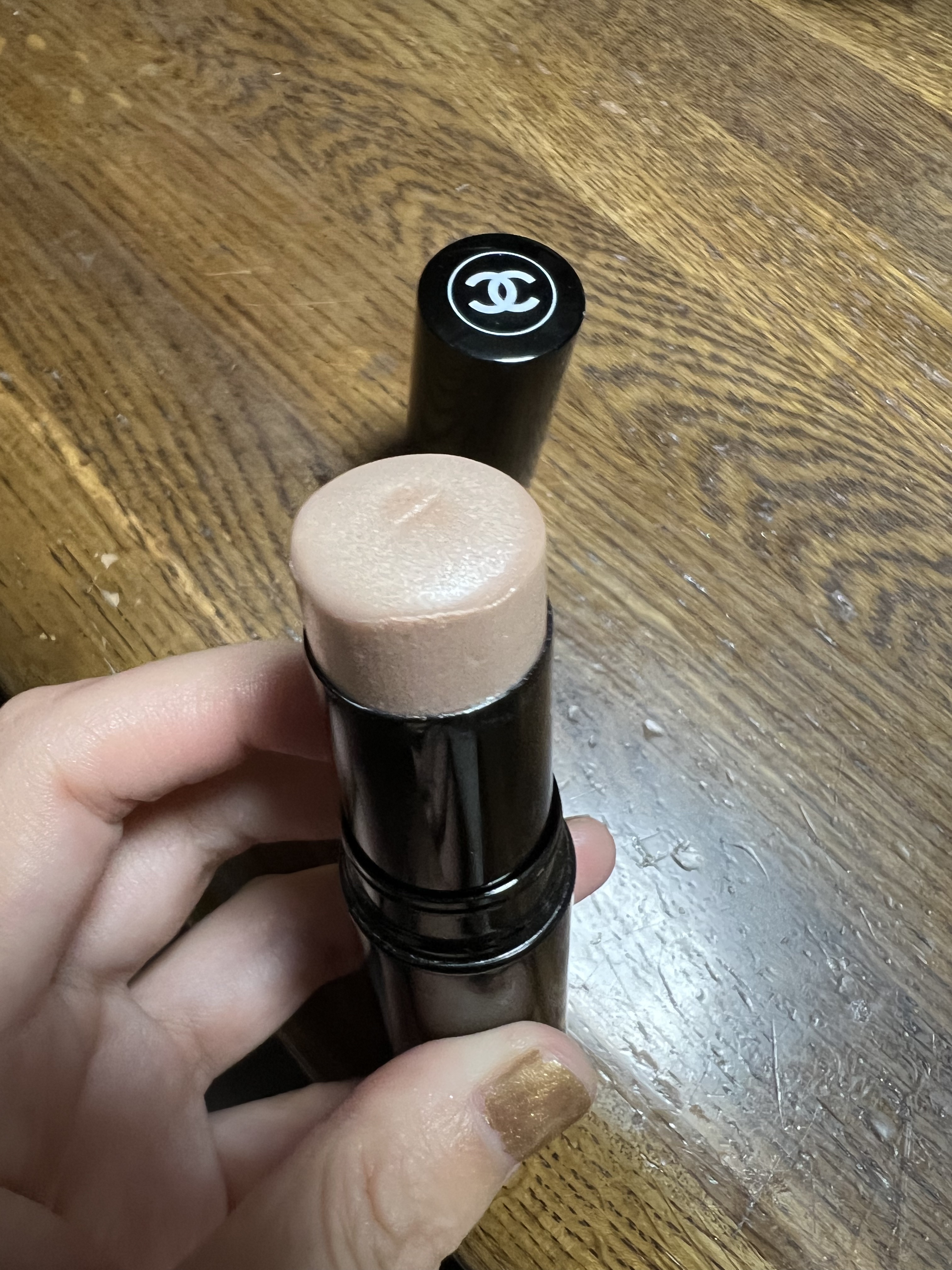 ボーム エサンシエル/CHANEL/スティックハイライトを使ったクチコミ（2枚目）