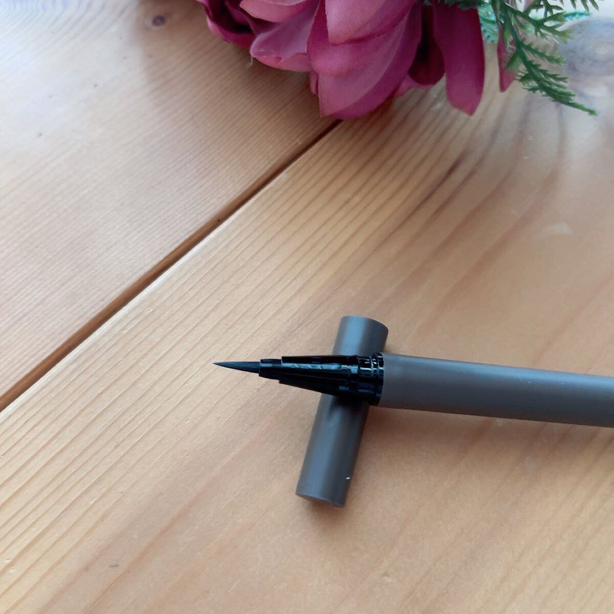 エーメイク マットリキッドアイライナー /A/mAke/リキッドアイライナーを使ったクチコミ（2枚目）