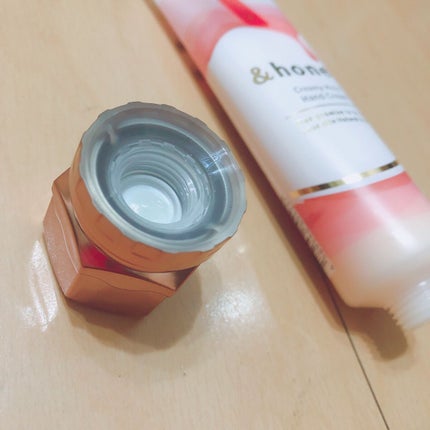 アンドハニー クリーミーモイスト ハンドクリーム/&honey/ハンドクリームを使ったクチコミ(2枚目)