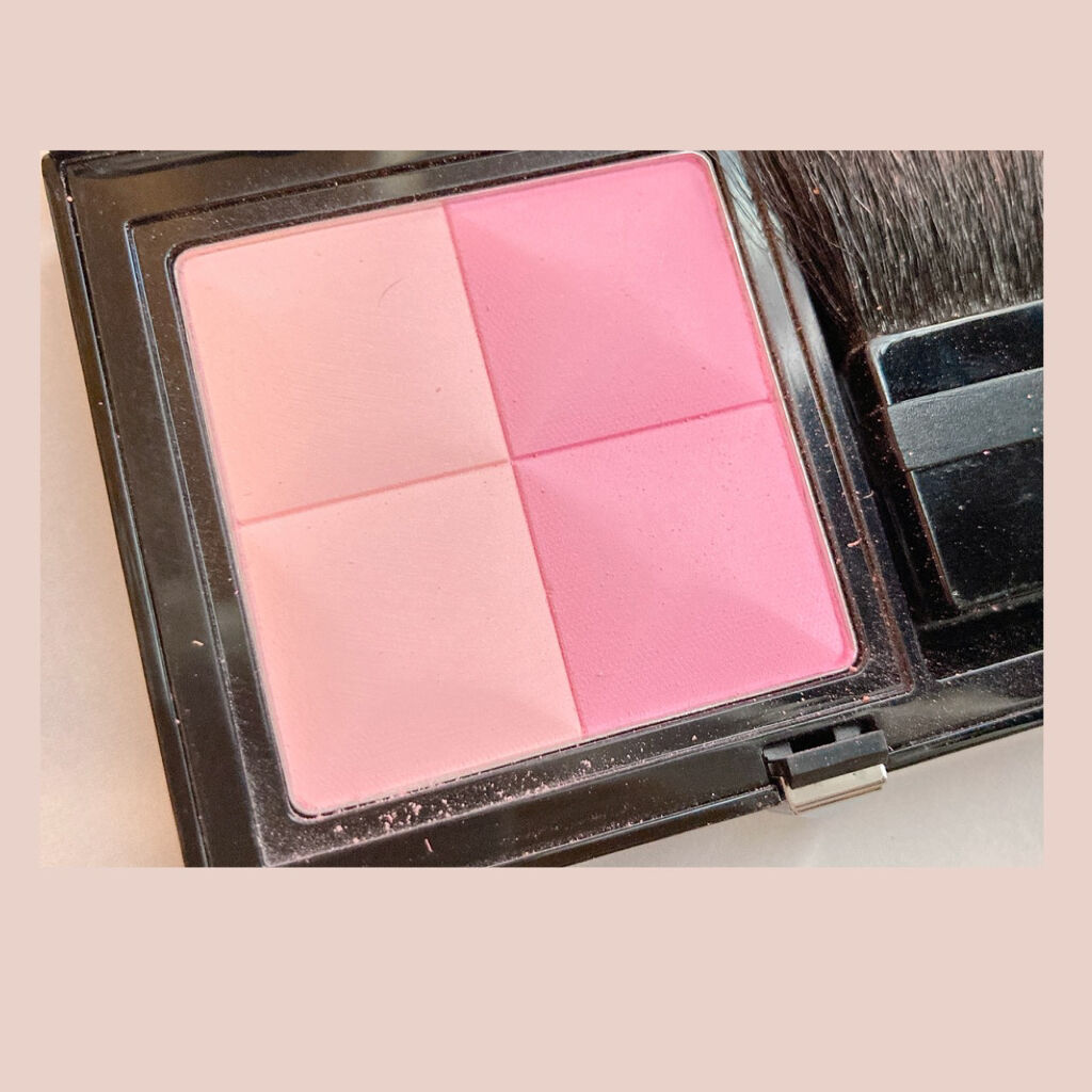 プリズム・ブラッシュ No.02 ラブ/GIVENCHY/パウダーチークを使ったクチコミ（2枚目）