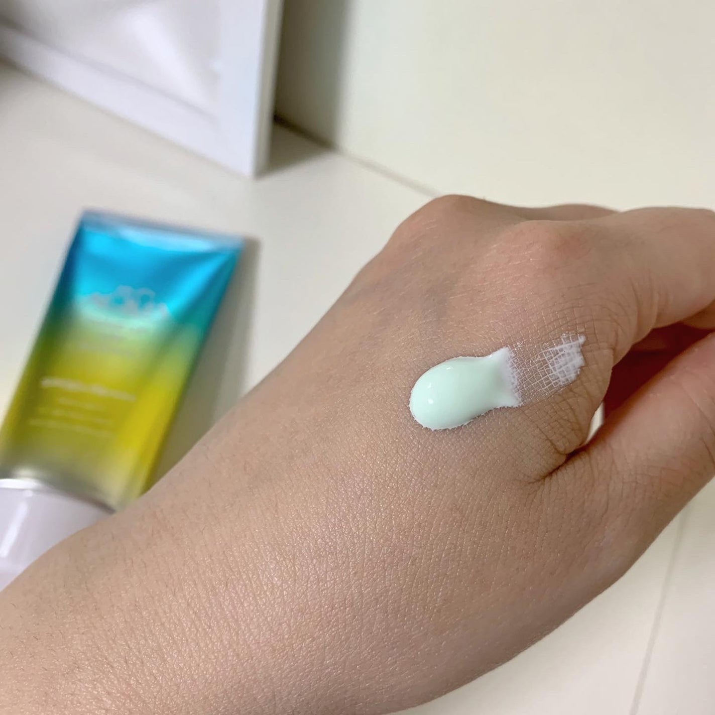 スキンアクア トーンアップUVエッセンス/スキンアクア/日焼け止めクリームを使ったクチコミ(2枚目)