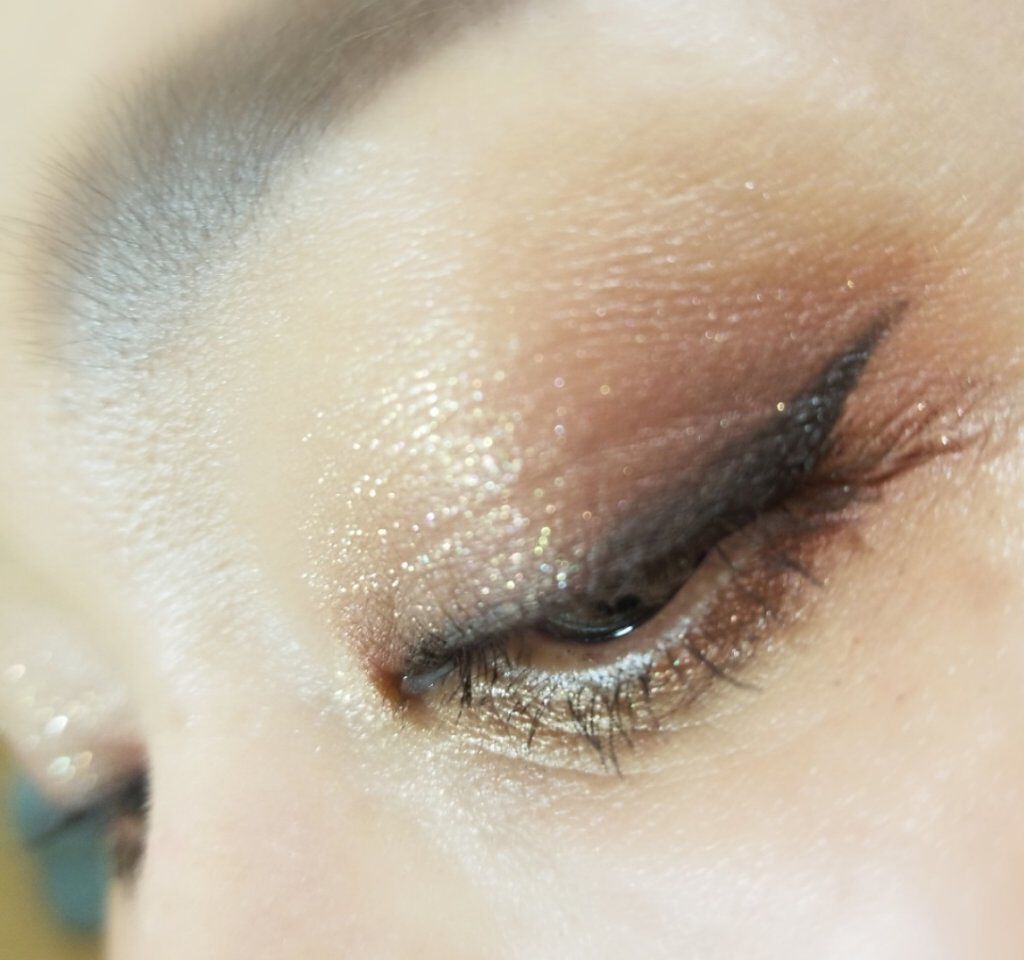 ザ アイシャドウ L 165 Sacred Grove/ADDICTION/単色アイシャドウを使ったクチコミ（3枚目）