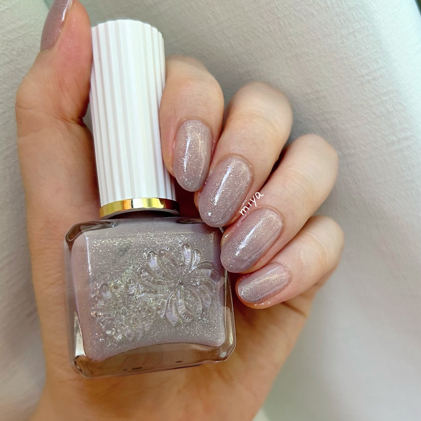 ネイルカラー/PAUL & JOE BEAUTE/マニキュアを使ったクチコミ(2枚目)