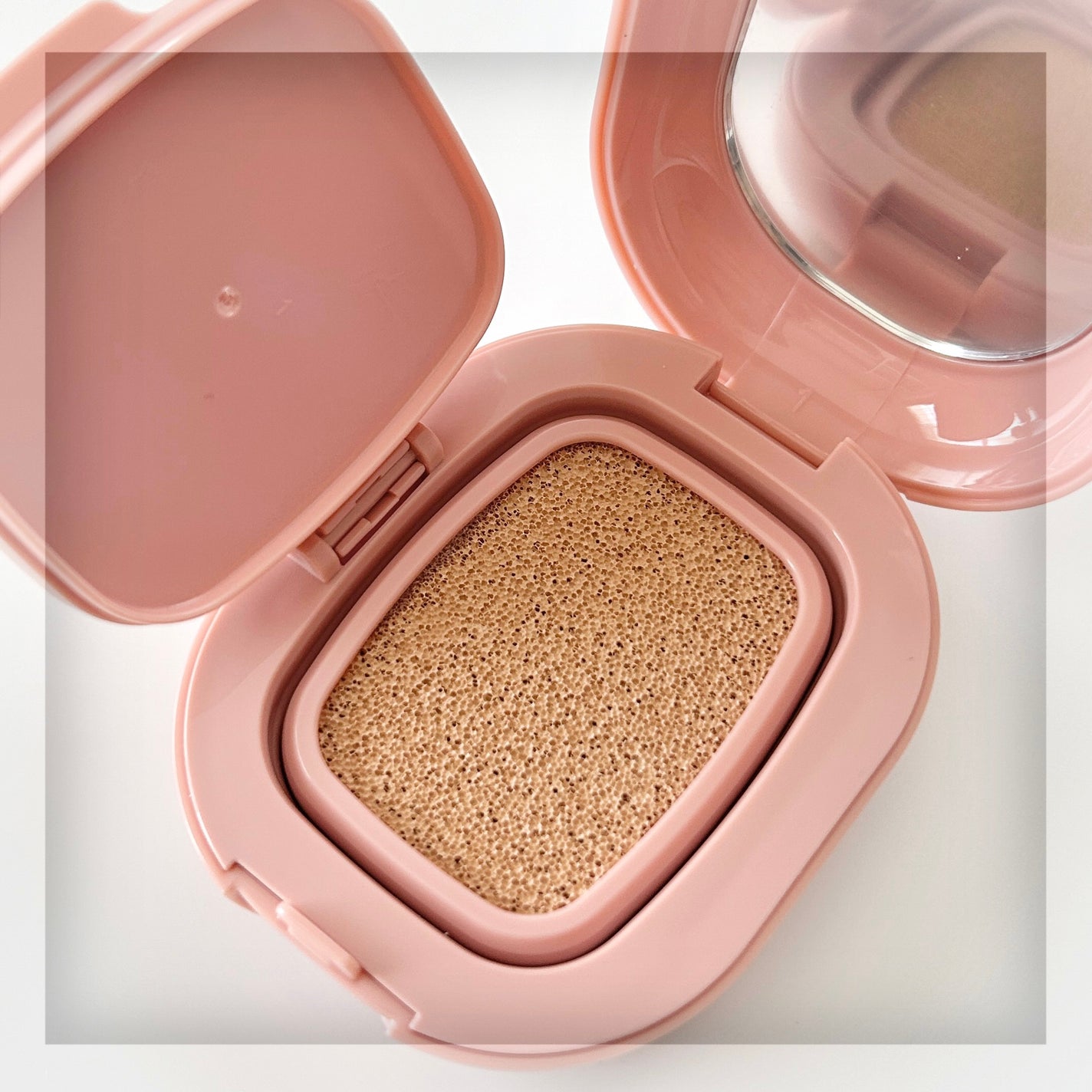 プロ グルタチオン グロウクッションファンデーション/MEDICUBE/クッションファンデーションを使ったクチコミ(4枚目)